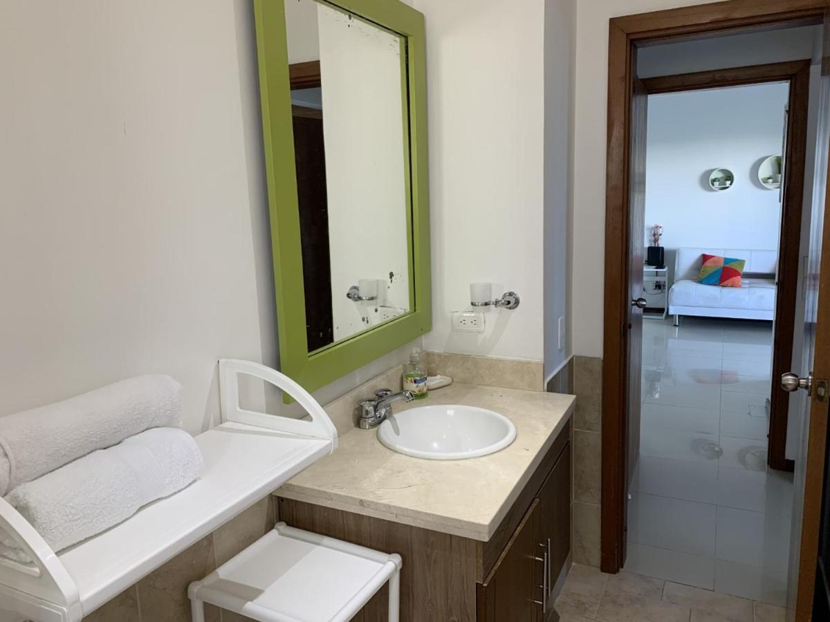 Cartagena Apartamento Mirador Del Laguito מראה חיצוני תמונה